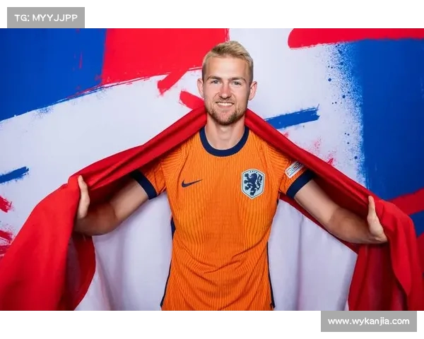 曼联与拜仁初步接触,德里赫特转会或需欧 曼联与拜仁初步接触,德里赫特转会或需欧