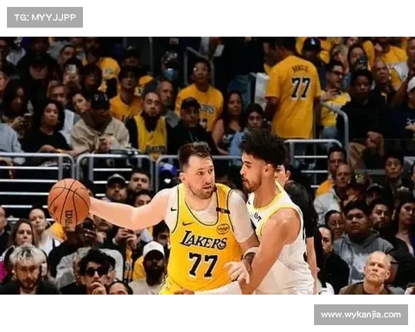 湖人队力克对手，展现冠军争夺者实力