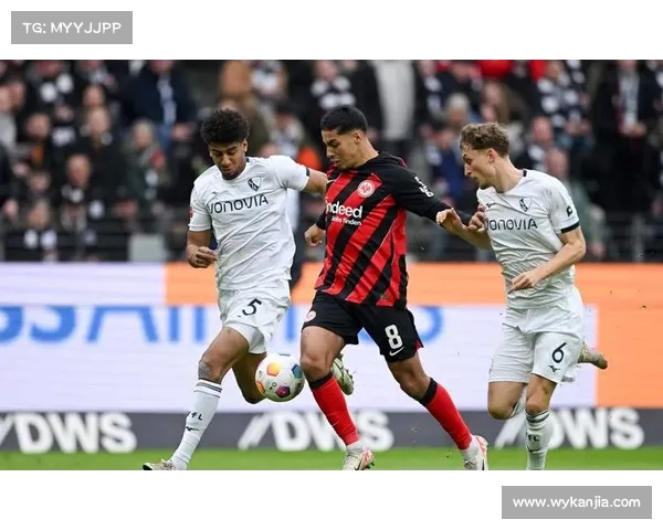 欧洲协会联赛费伦茨瓦罗斯客场险胜